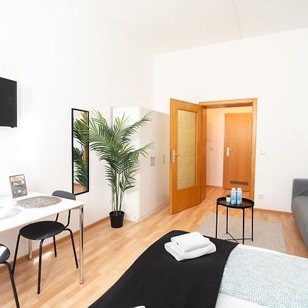 Modernes City-Studio Universitaet Koblenz Экстерьер фото